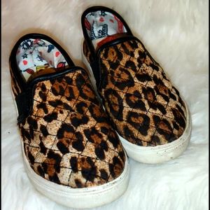 Kids slid ons
